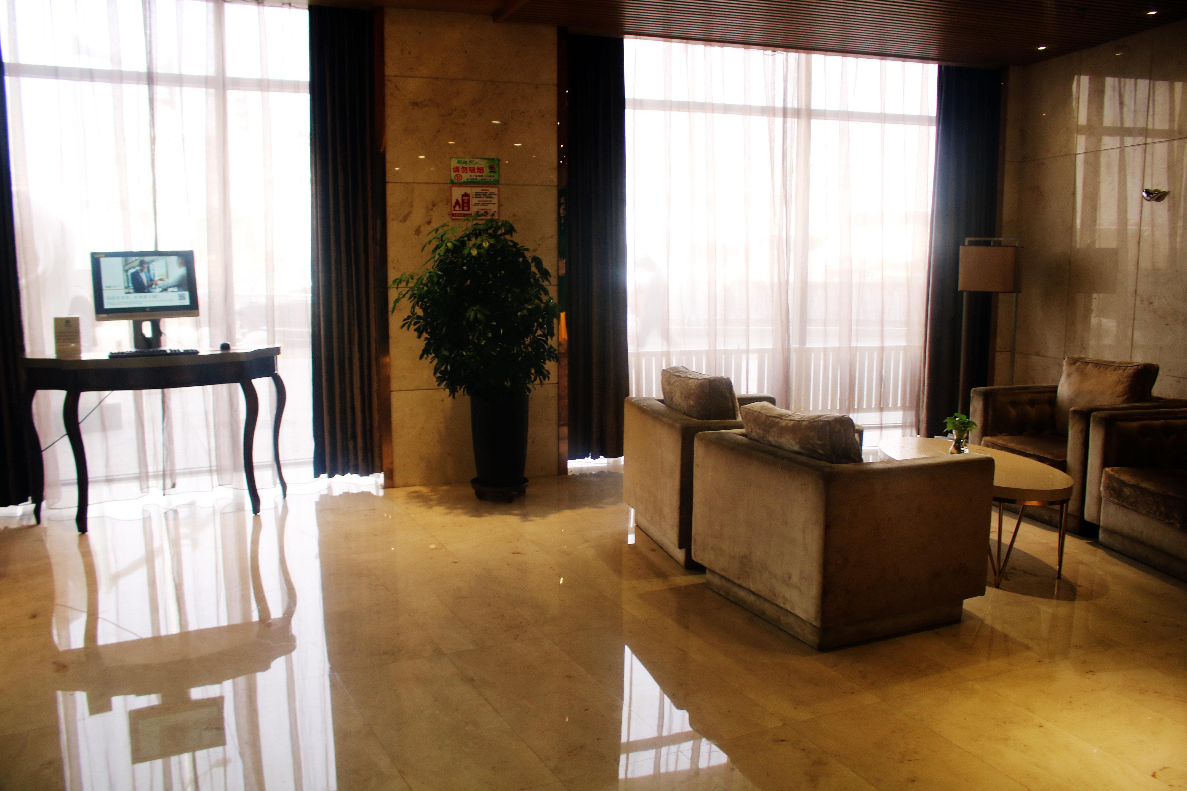 Holiday Inn & Suites Hulunbuir, An Ihg Hotel Екстериор снимка