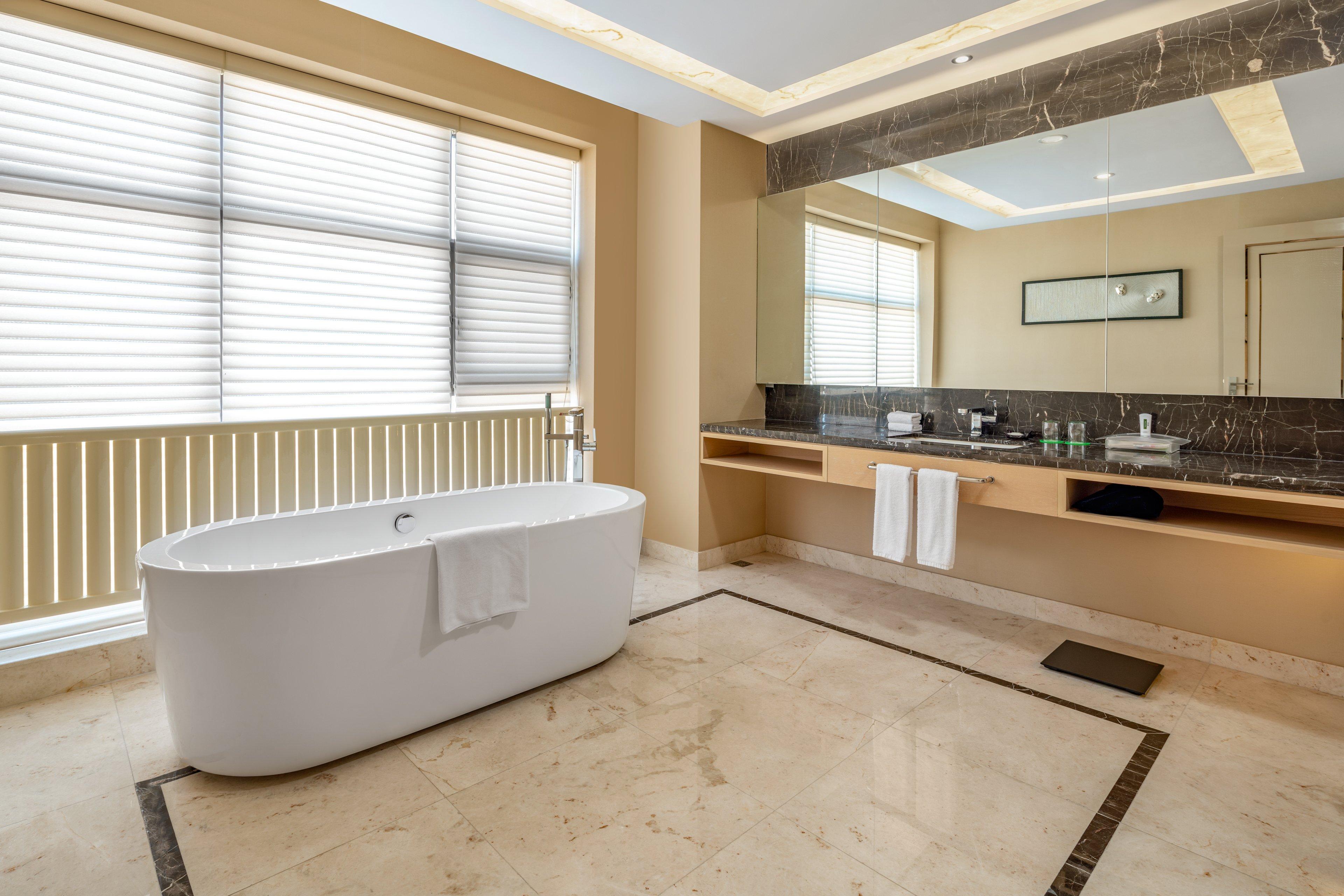 Holiday Inn & Suites Hulunbuir, An Ihg Hotel Екстериор снимка