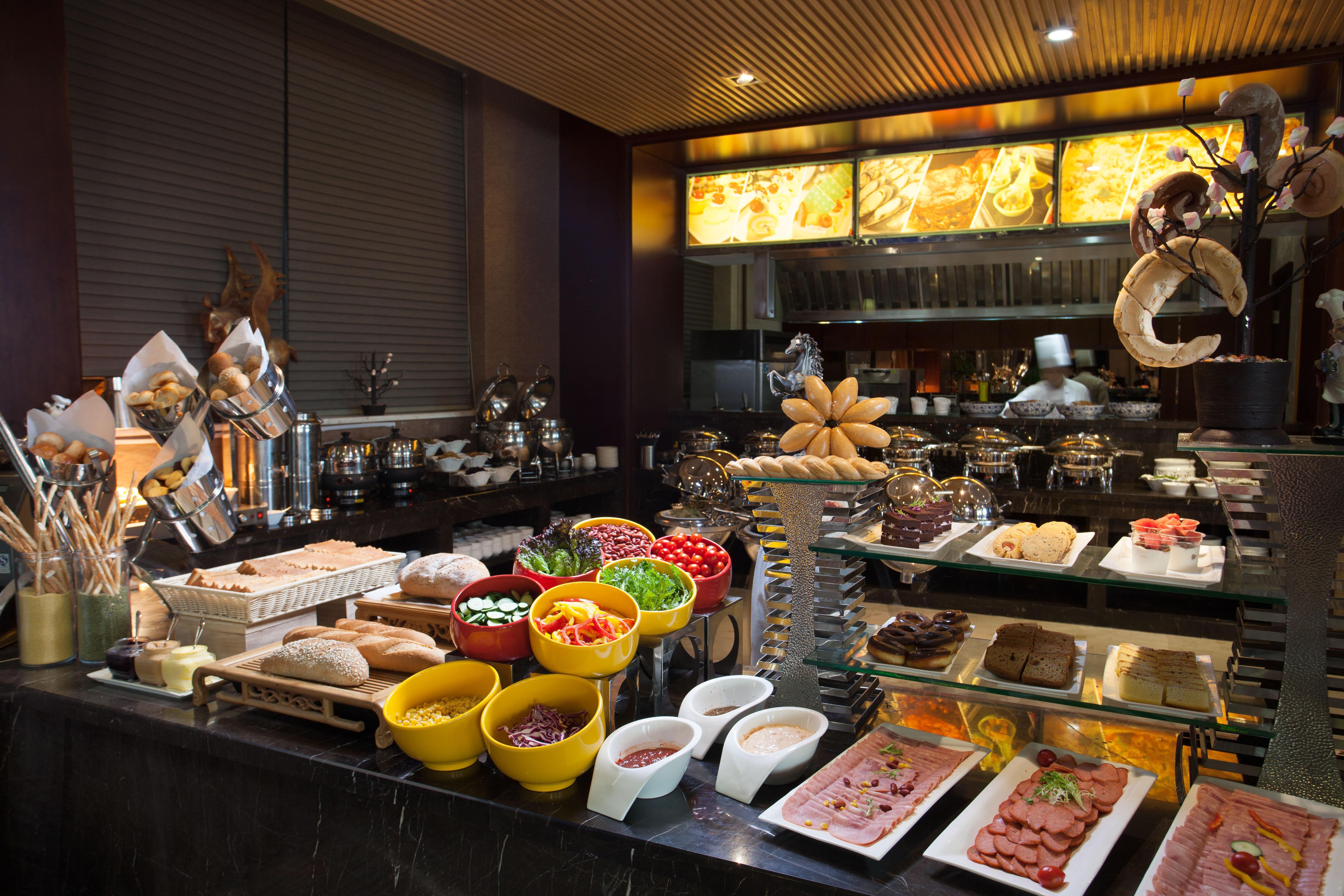 Holiday Inn & Suites Hulunbuir, An Ihg Hotel Екстериор снимка