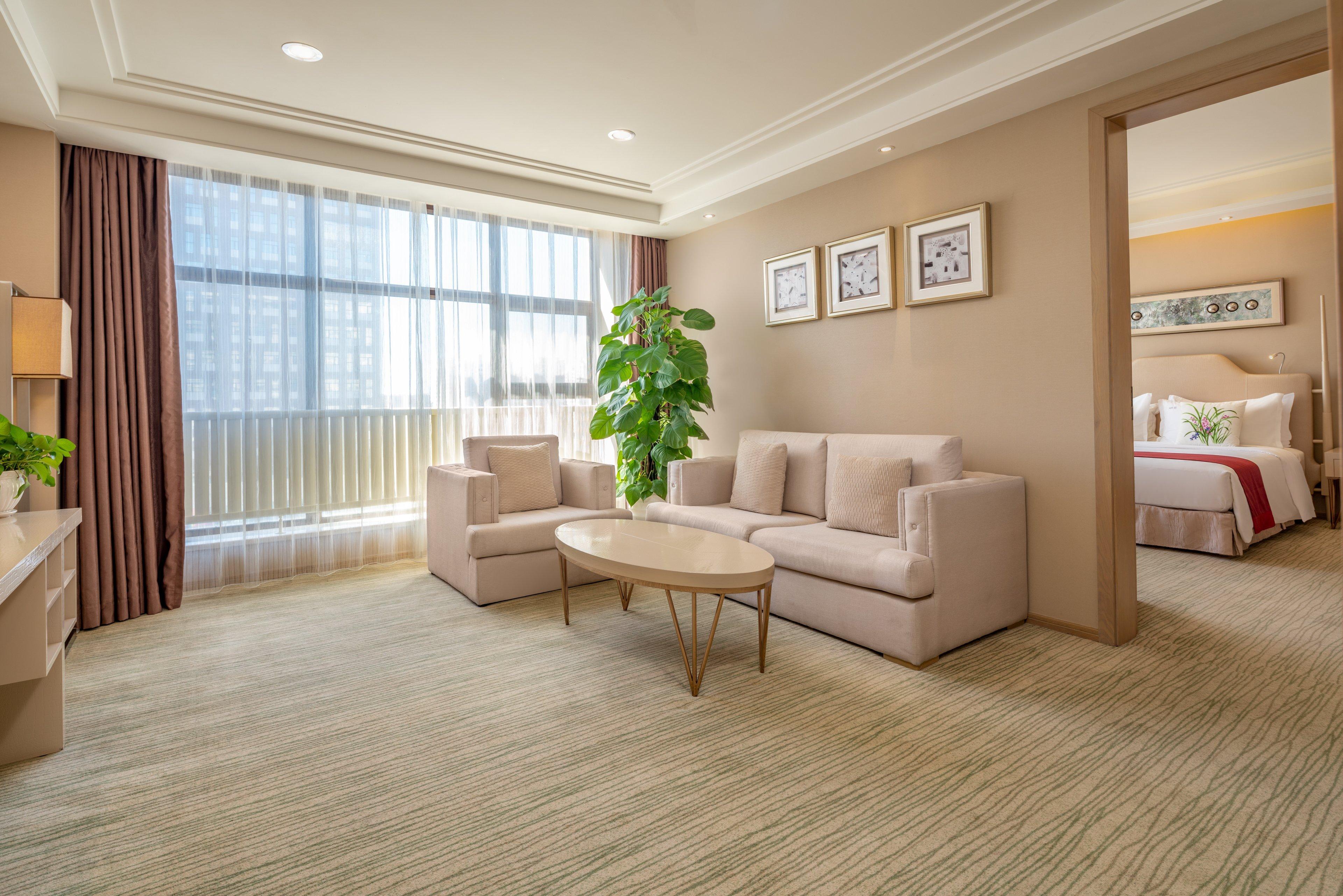 Holiday Inn & Suites Hulunbuir, An Ihg Hotel Екстериор снимка